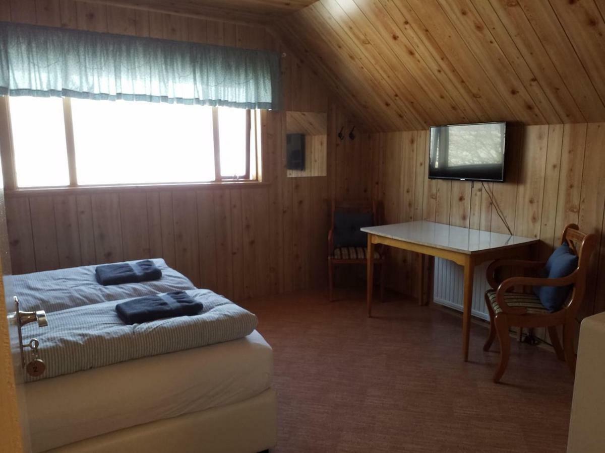 Flaga 2 Guesthouse Hrifunes Bagian luar foto